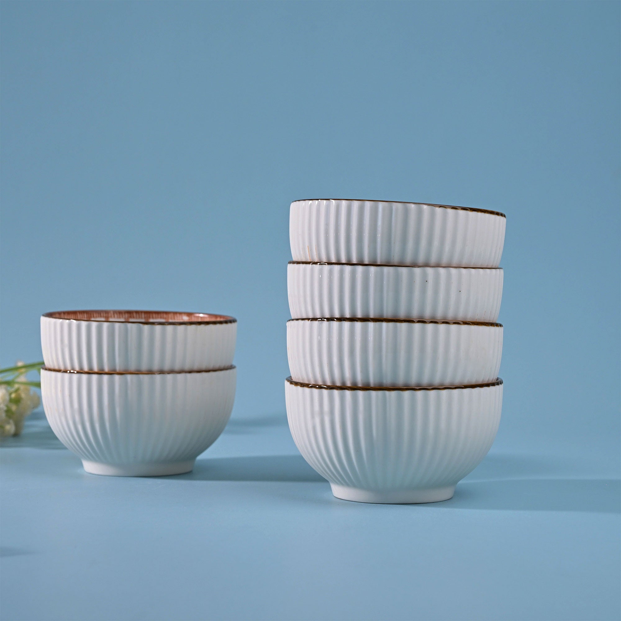 Stylish floral porcelain serving bowls


