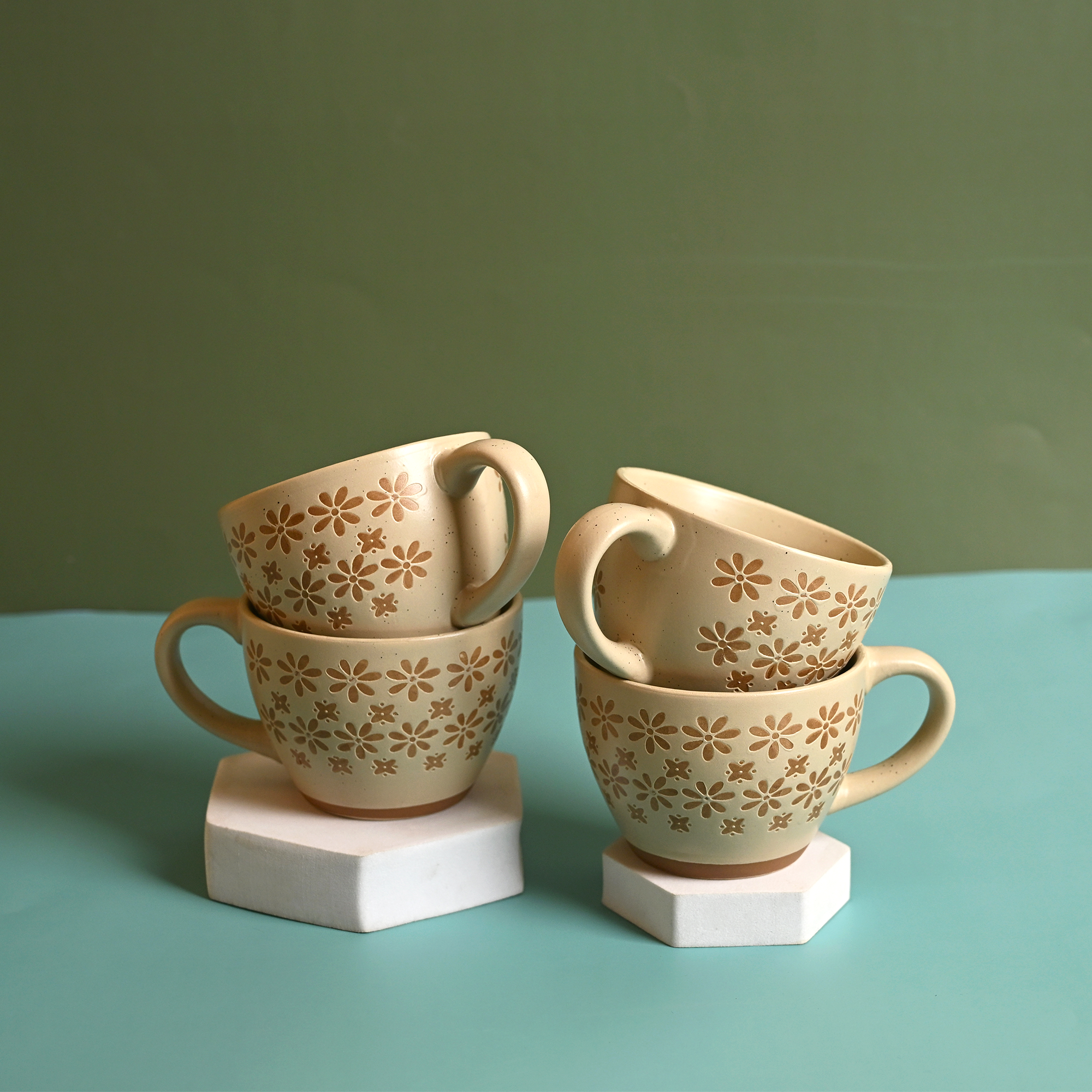 Set of 4 new bone china tea cups

