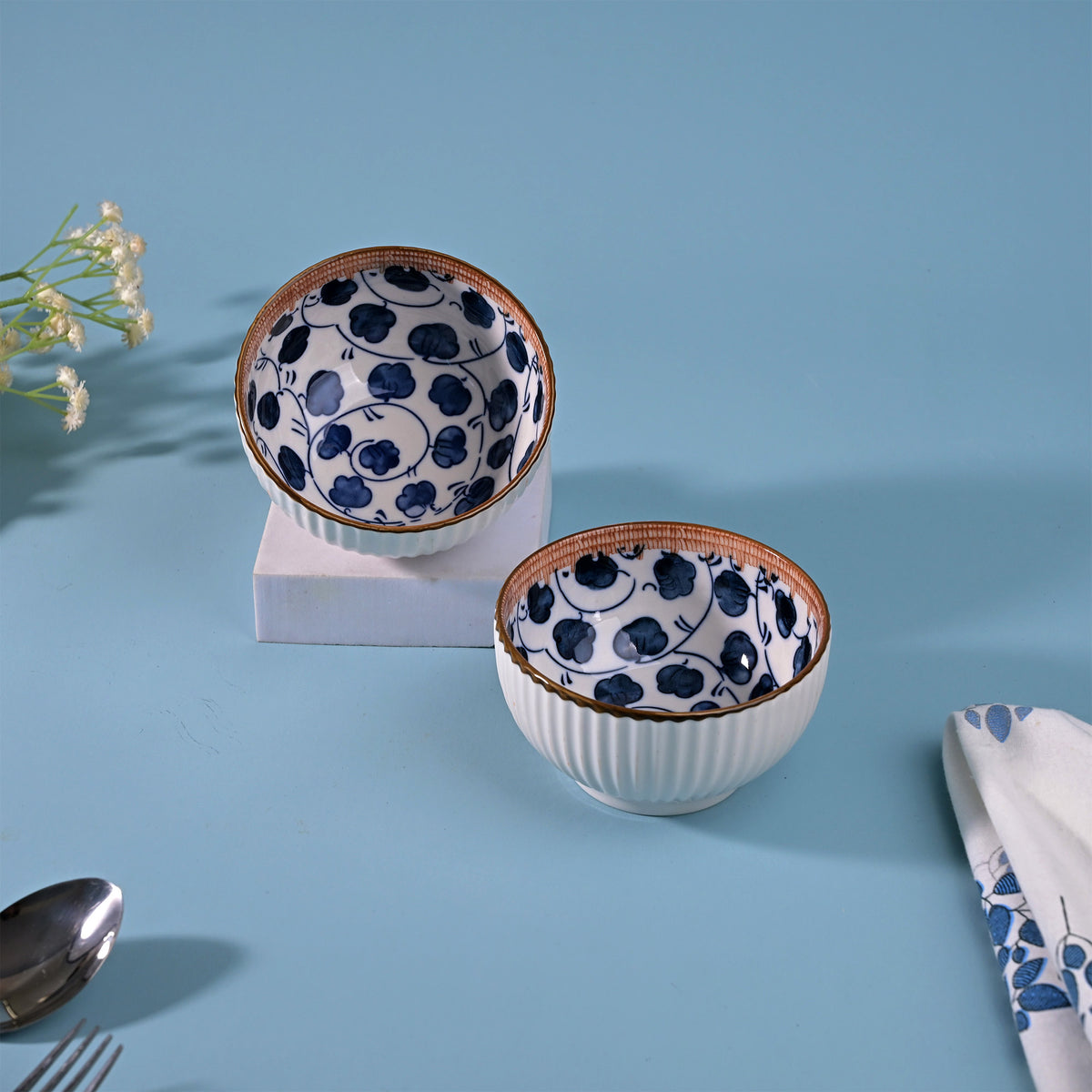 Hand-painted ribbed porcelain bowls set of 2
