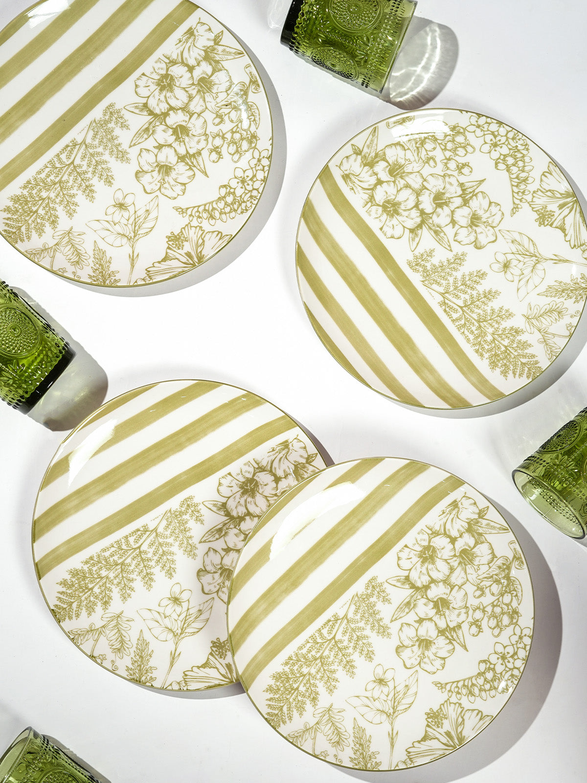 Hazel porcelain dinner plates set of 4 in 10.8-inch size