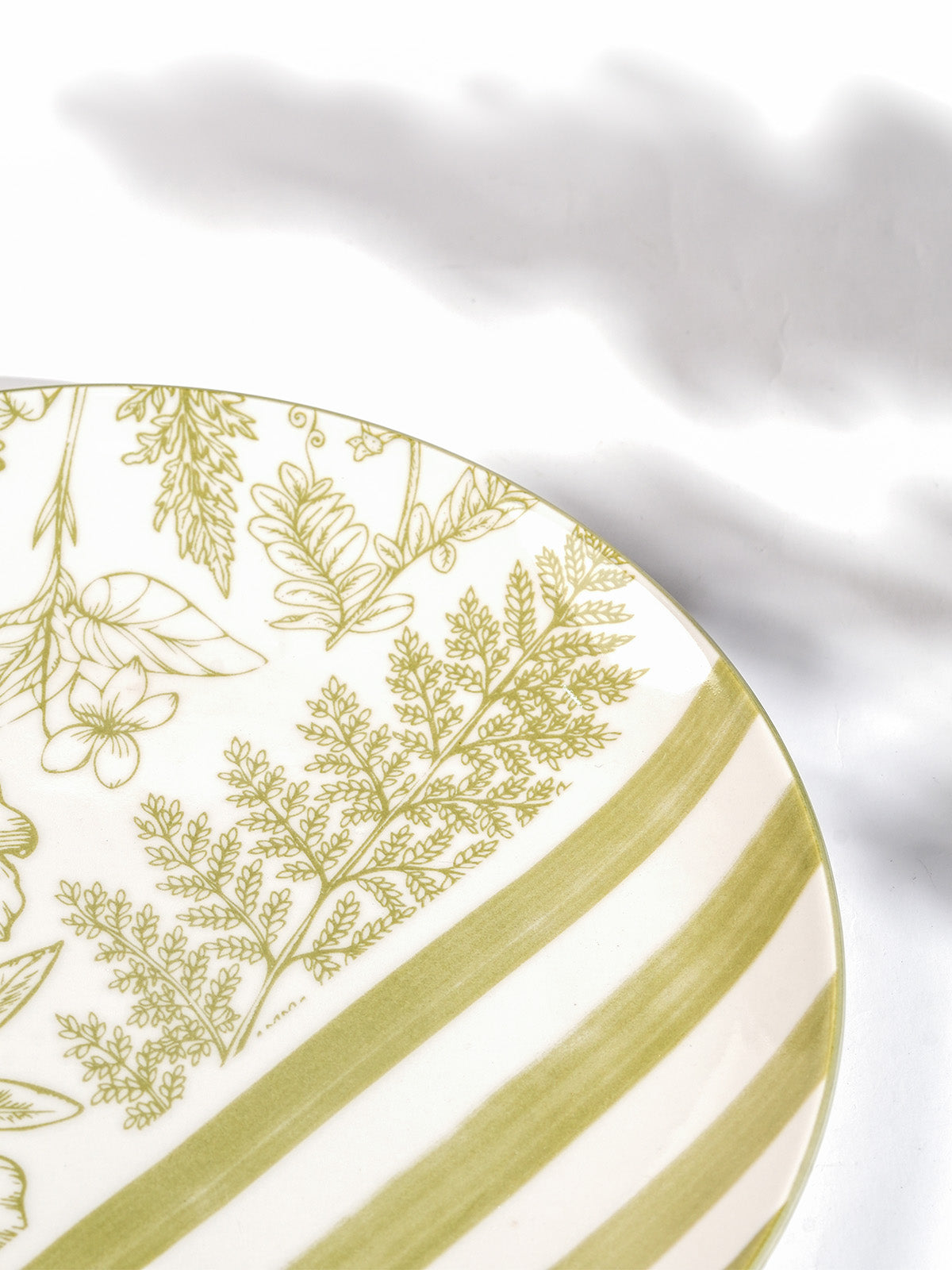 Elegant Hazel dinner plates for modern dining table settings