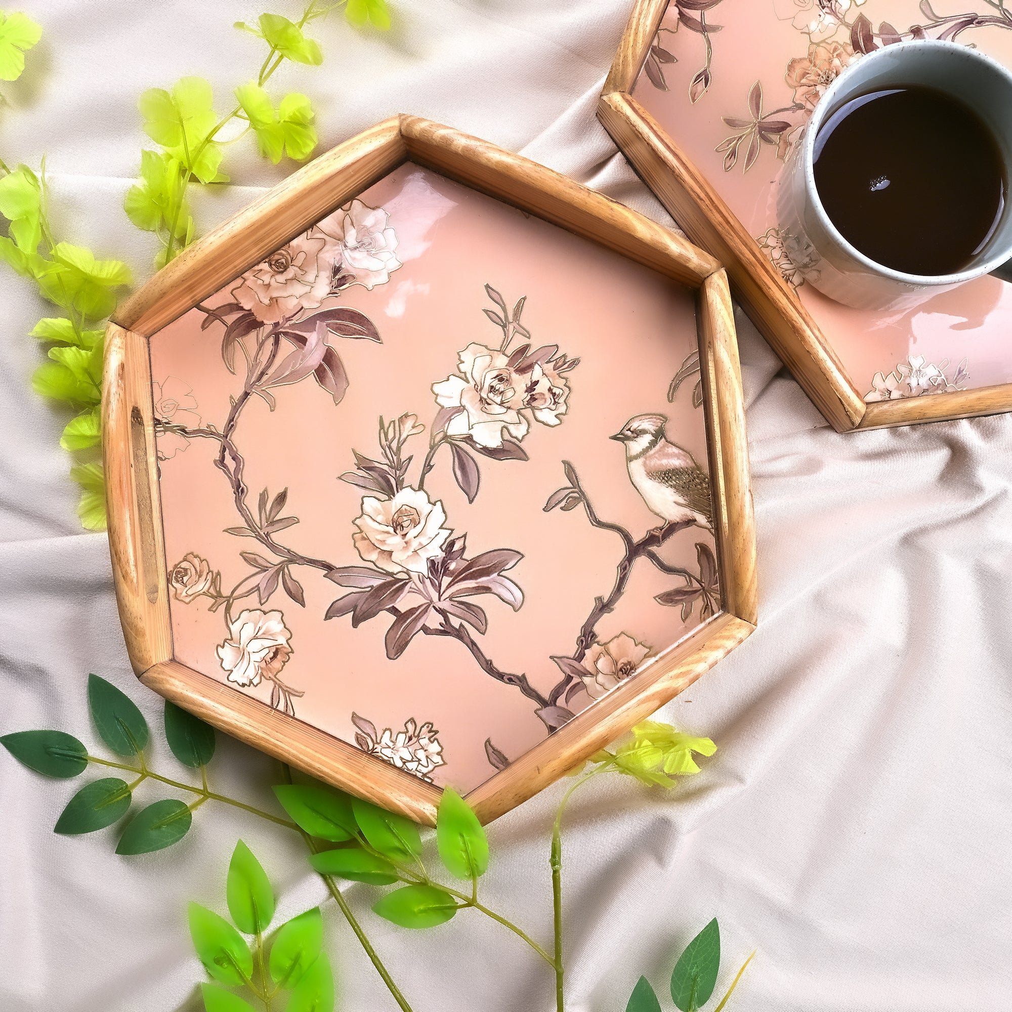 Decorative floral printed hexagonal tray set

