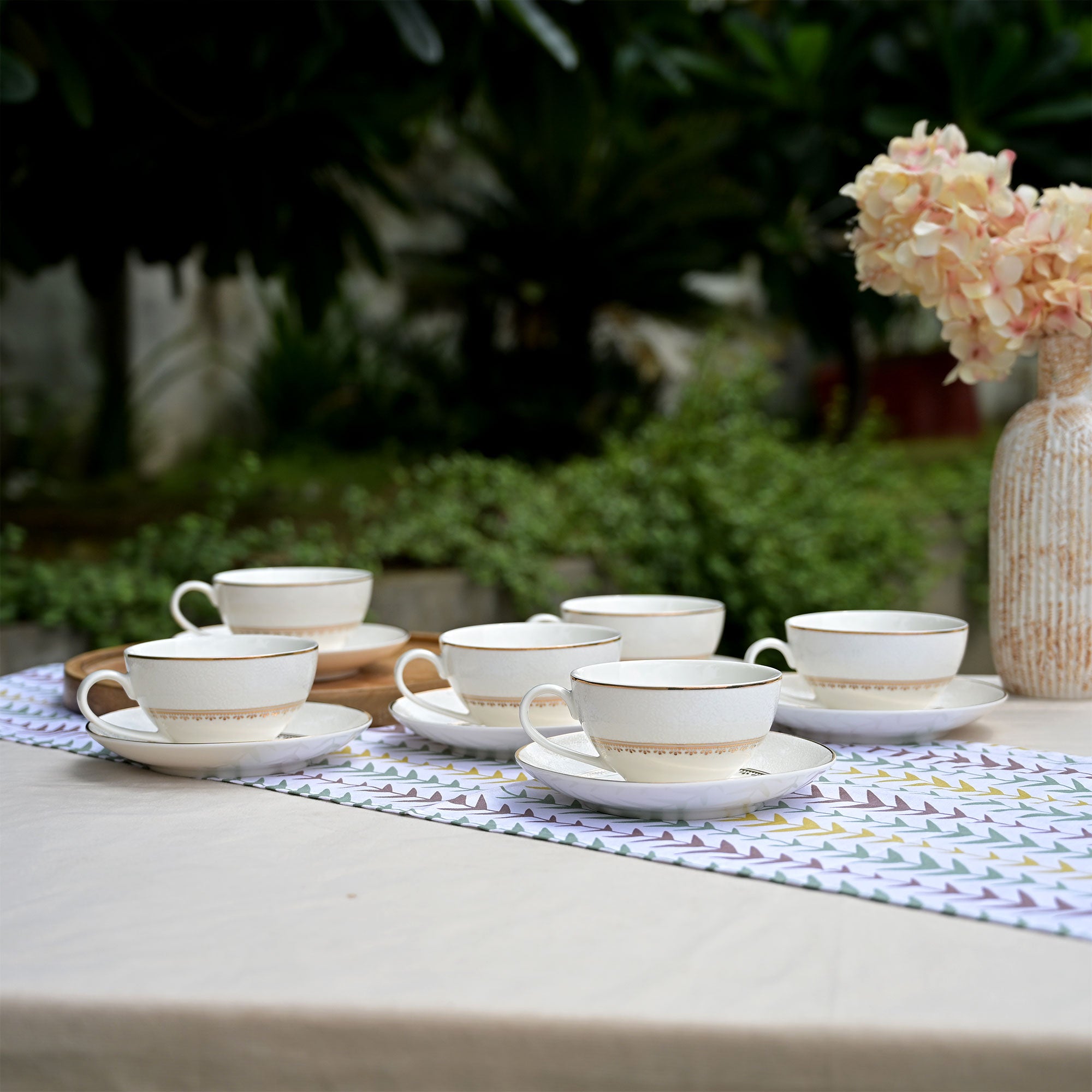 Elegant Hiraya Graceful Bone China Tea Cups with Premium Design
