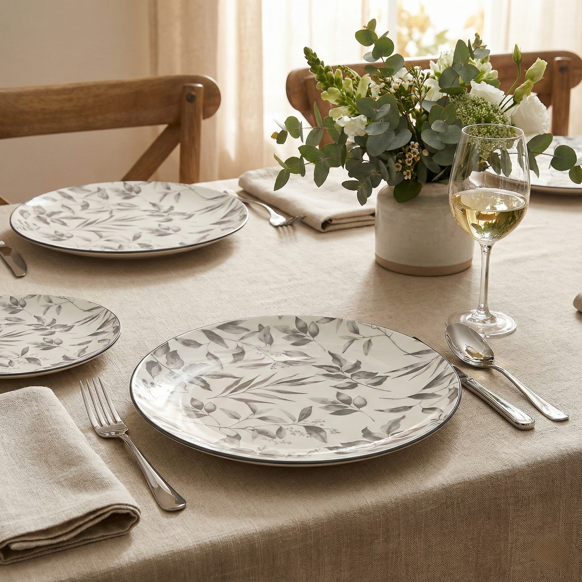 Elegant Ivory porcelain side plate pair

