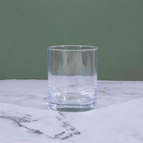 Minimalist two-piece glassware set

