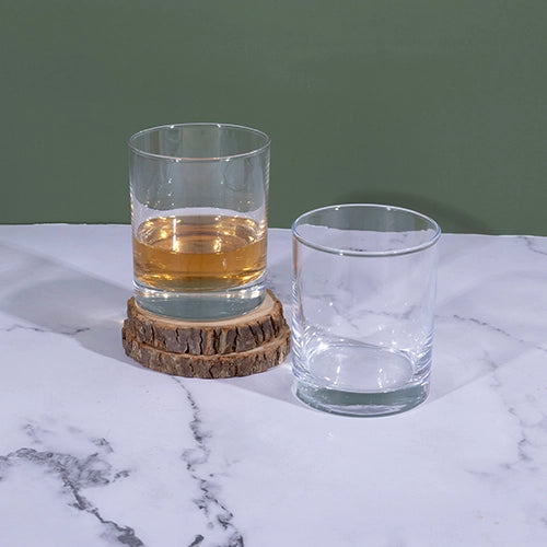 Stylish transparent glasses for beverages

