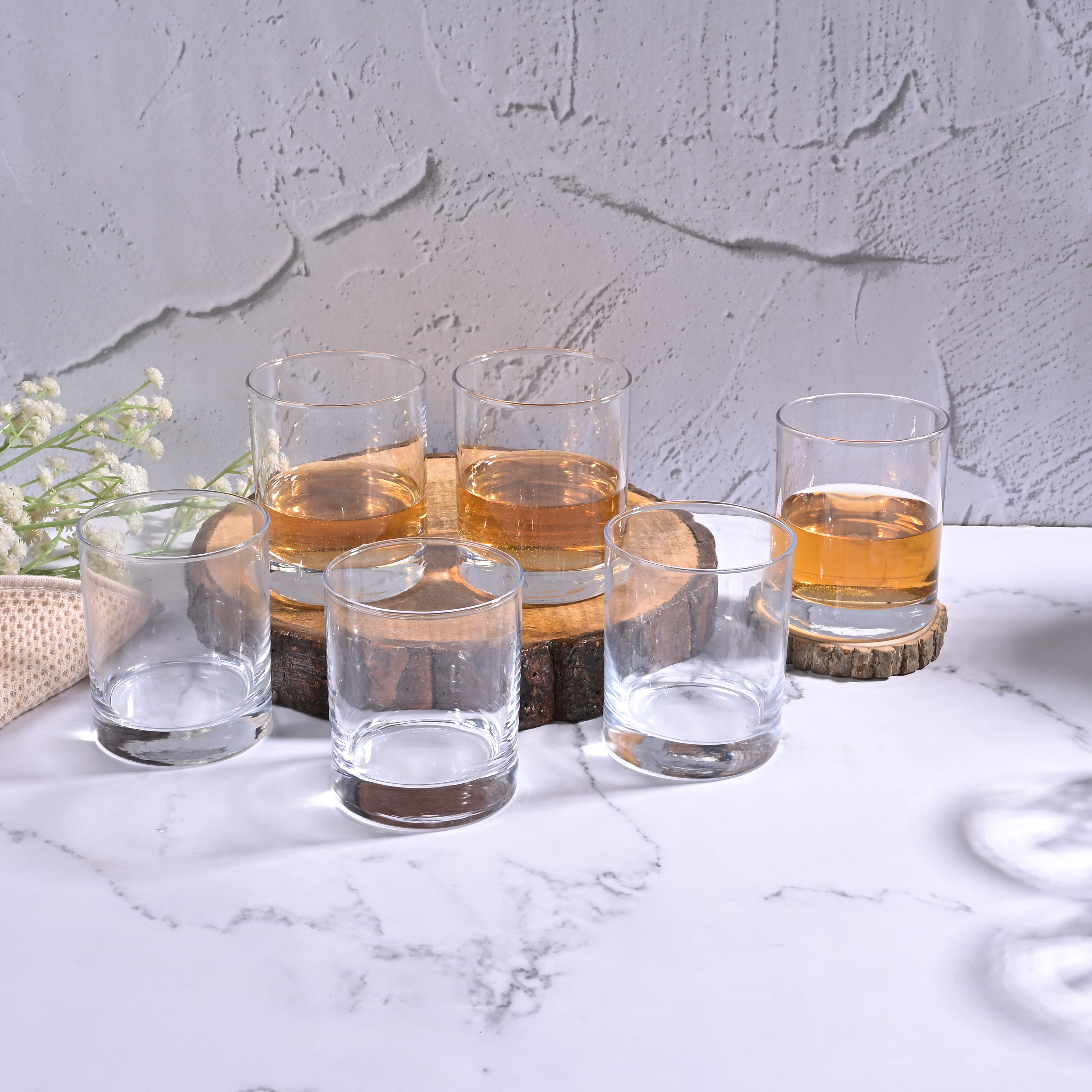Elegant set of six Luminous drinking glasses

