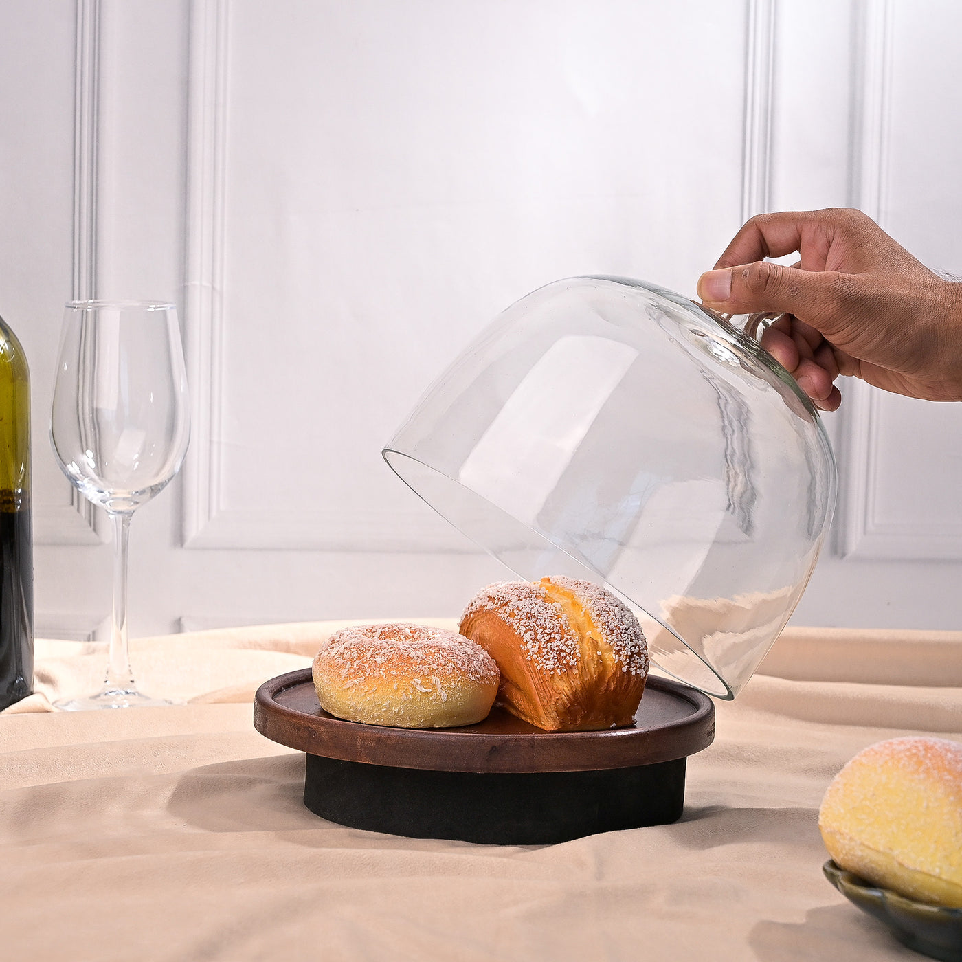 Glass Cloche with Wooden Base (21x21 cm)