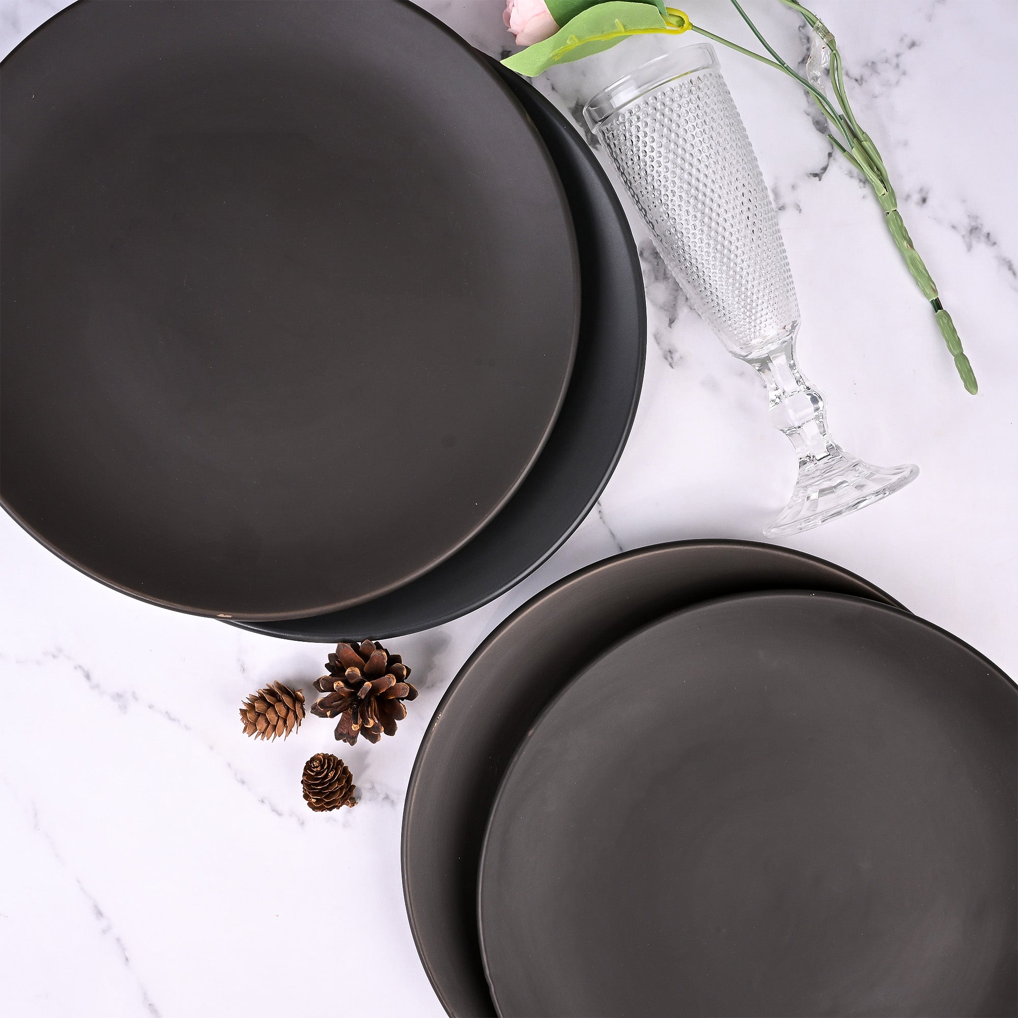 10.5 inch black ceramic dinner plates for serving meals

