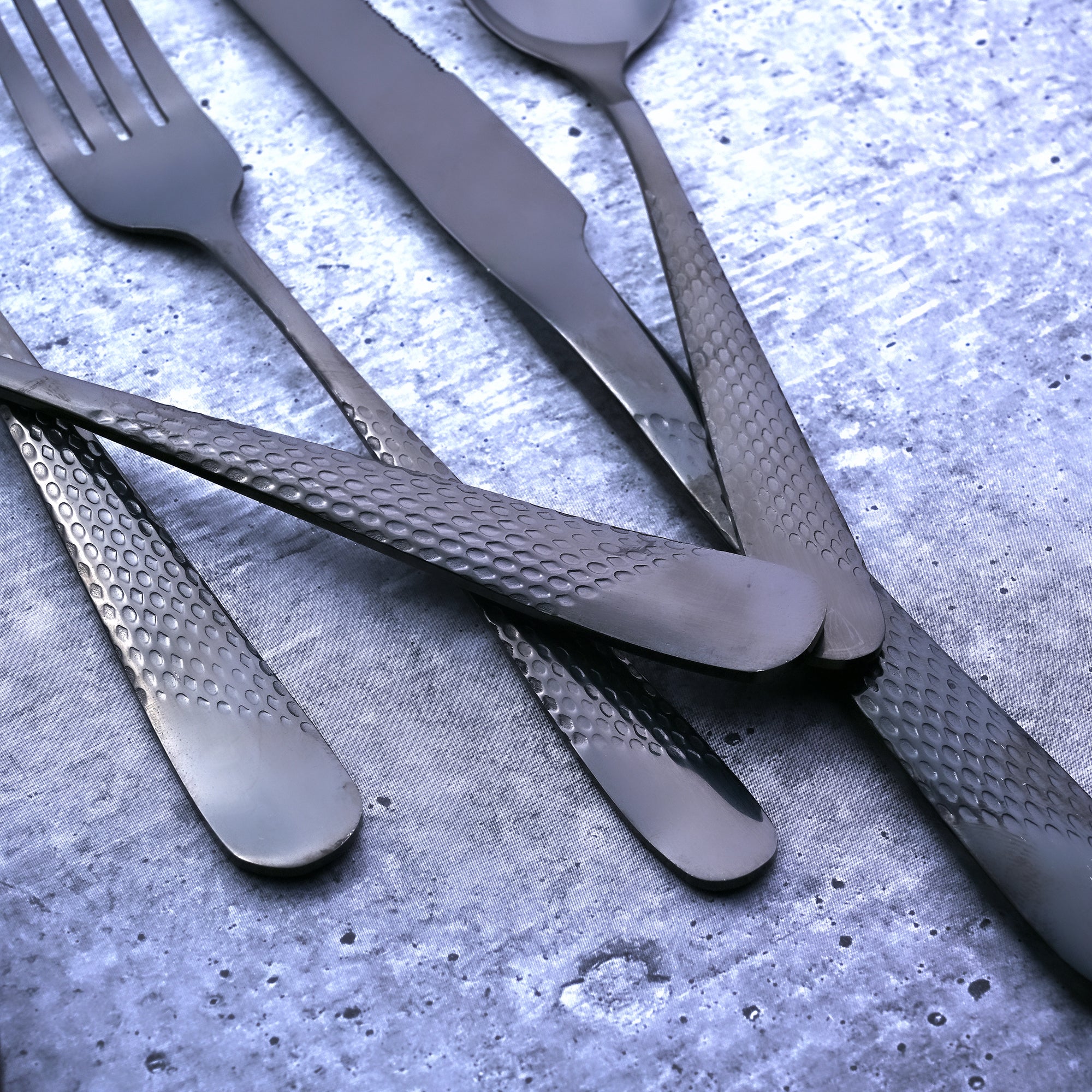 Midnight Silverware Cutlery Set – Complete Tableware Collection

