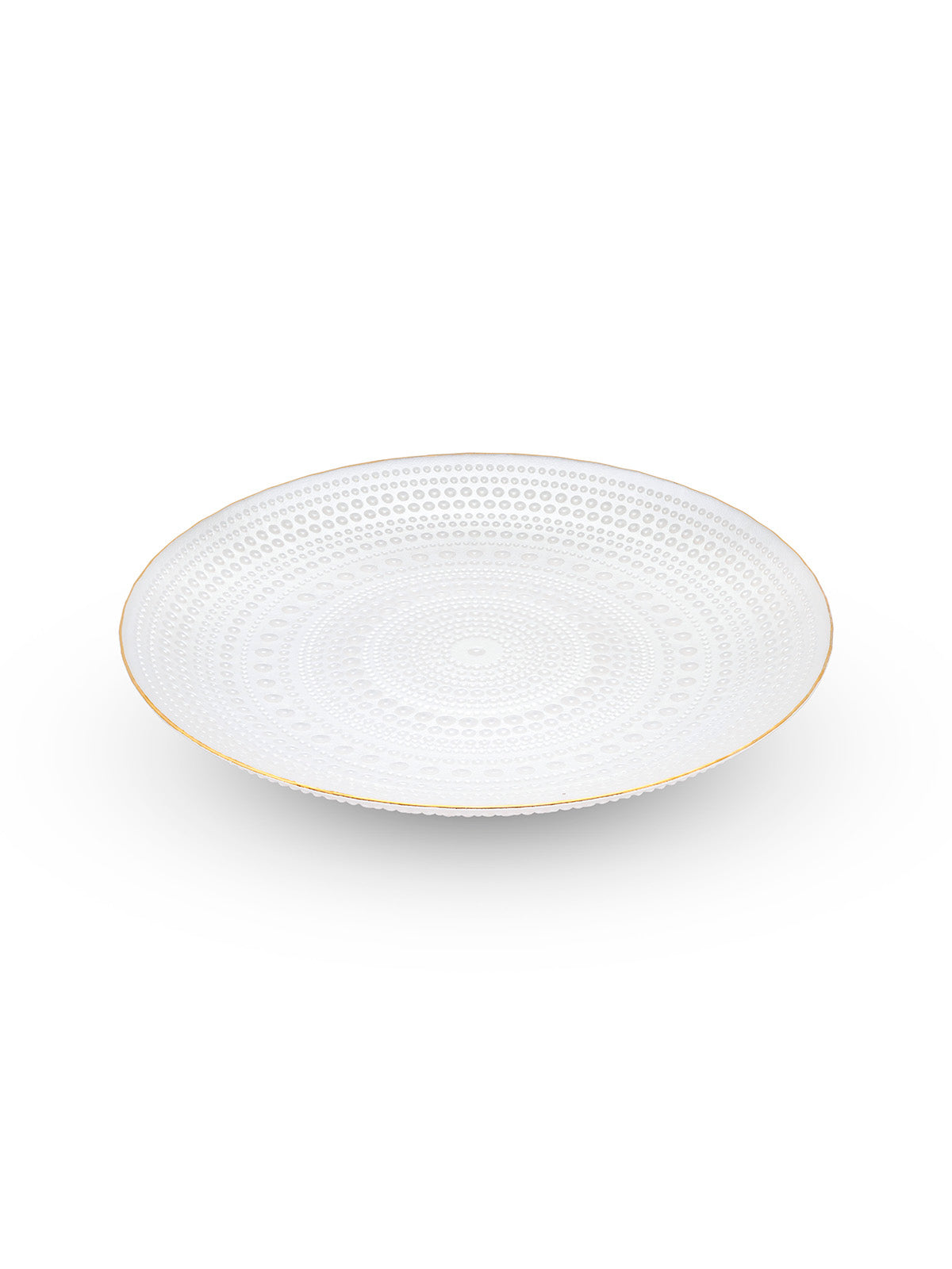 Pearlwave Dinner Set showcasing elegant gold detailing

