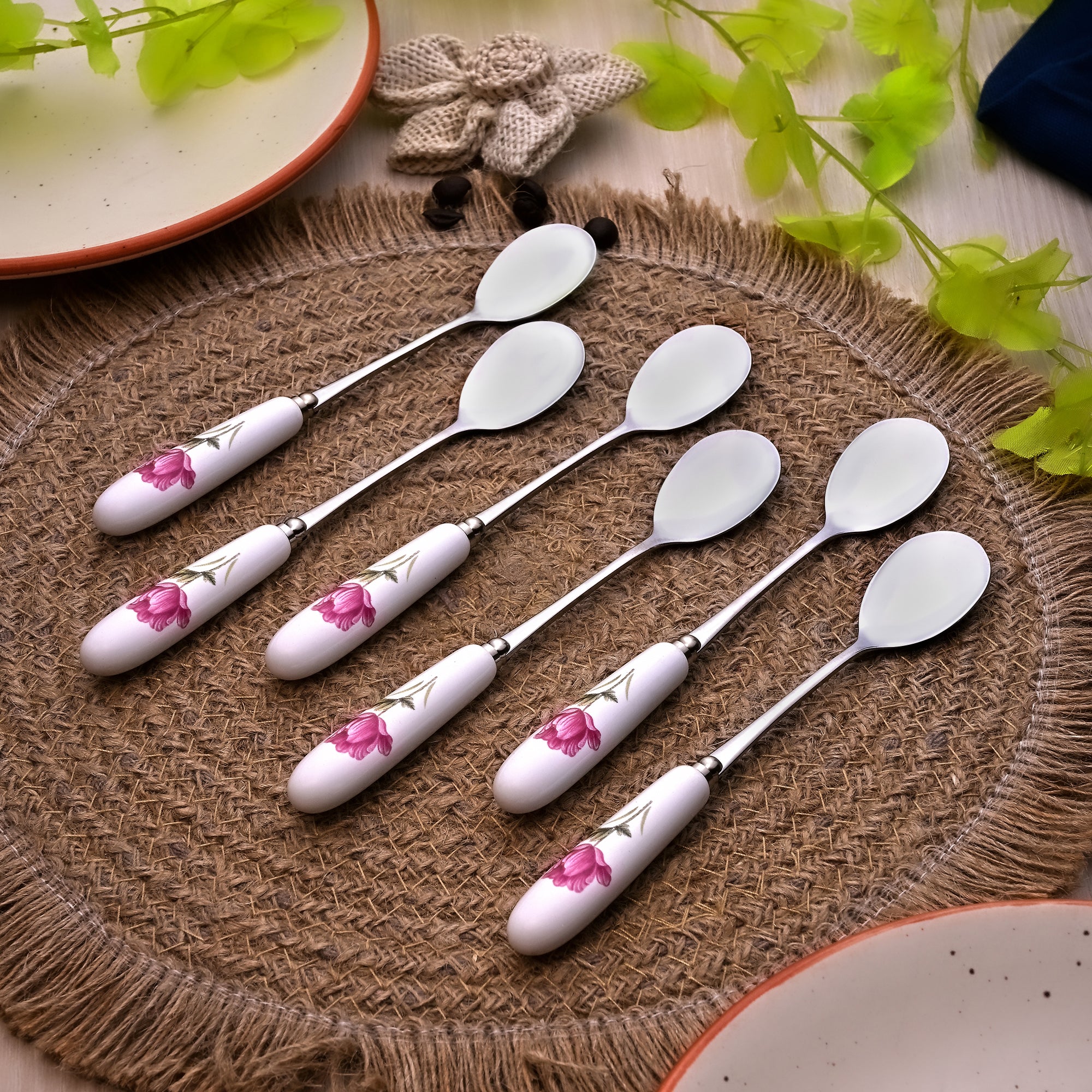 Set of 6 Radiant Rose Dessert Spoons with Stylish Detailing

