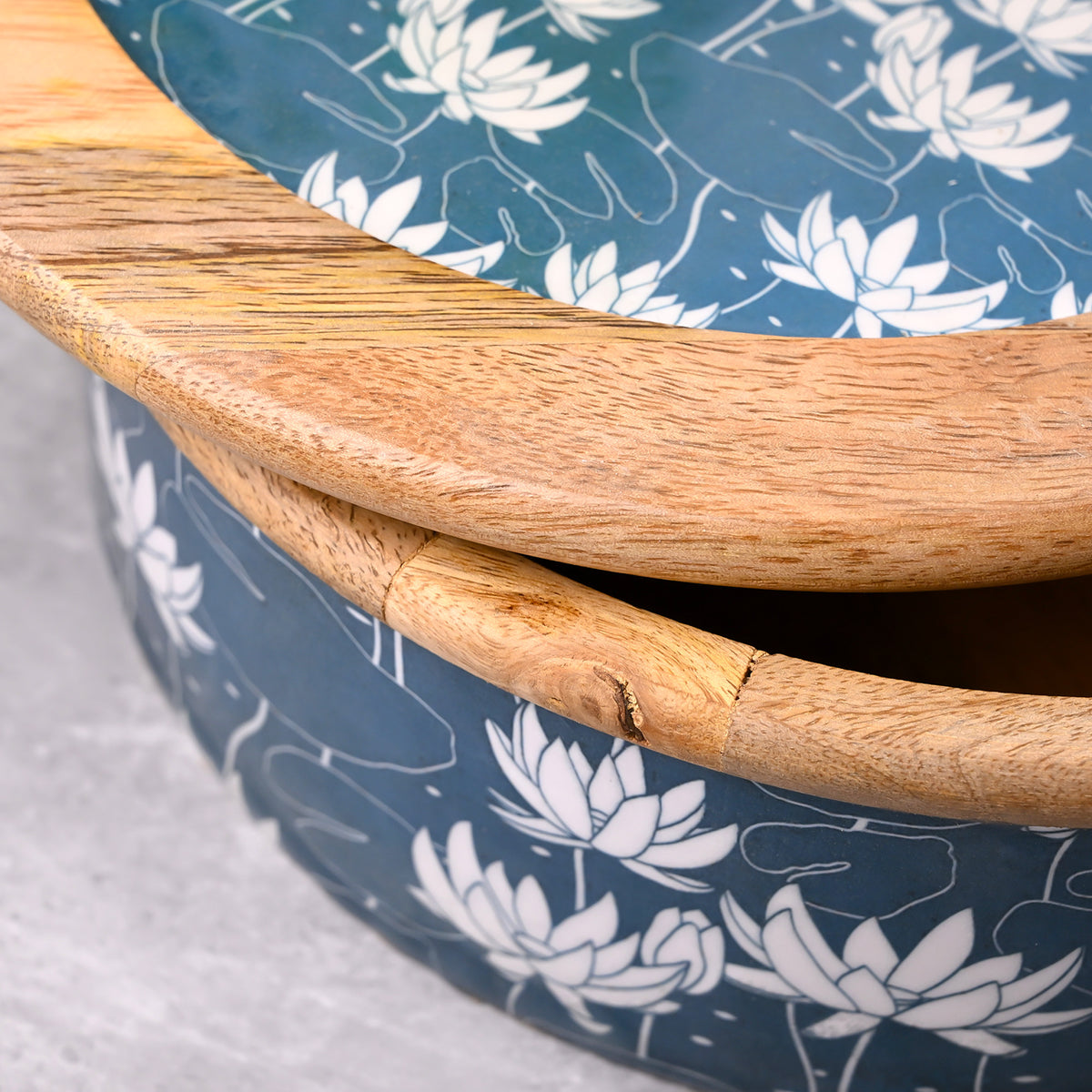 Decorative sea-bloom wooden casserole for stylish serving


