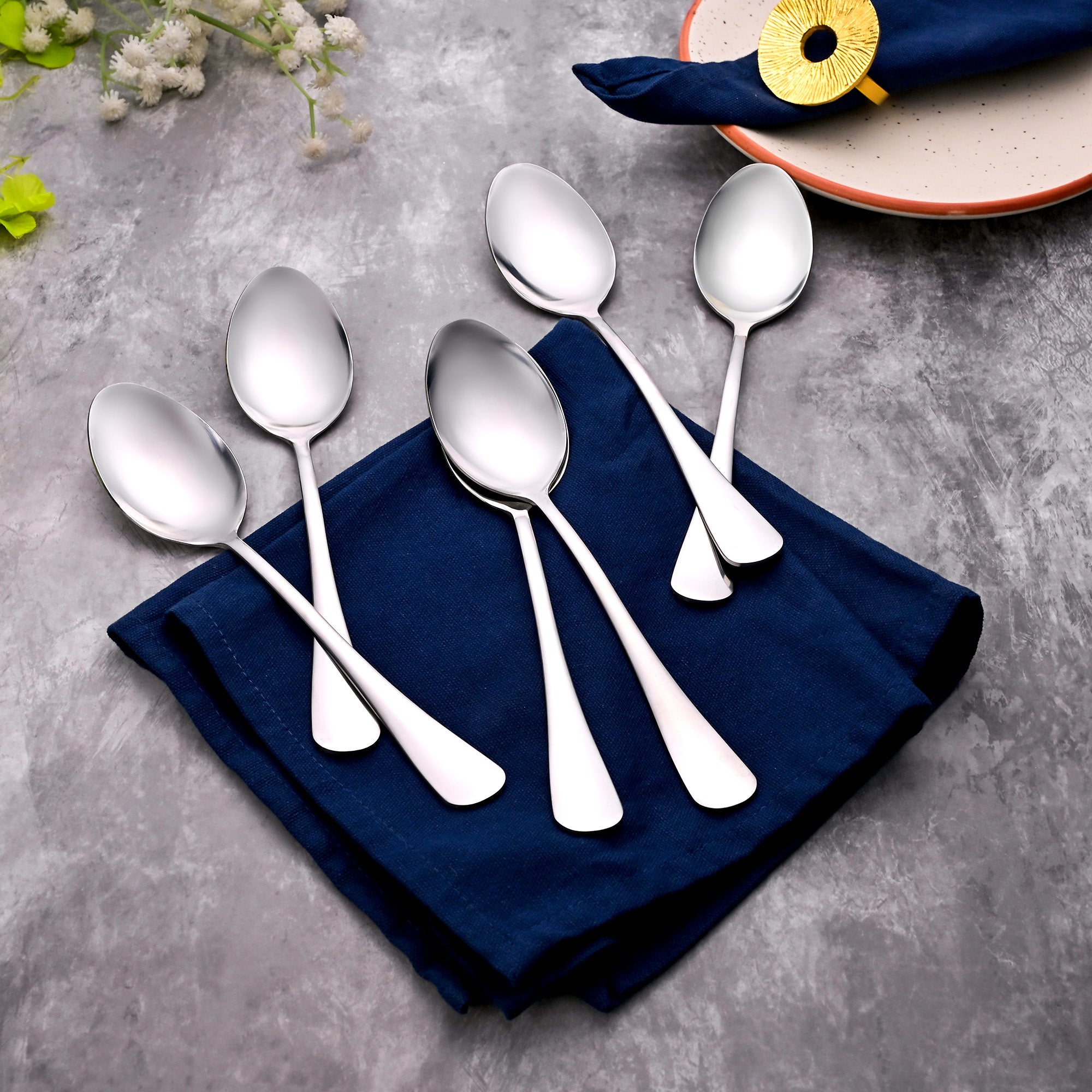 Set of 6 Sleek & Shiny Stainless Steel Spoons for Home Use

