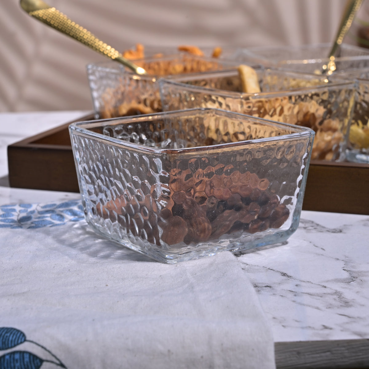 Crystal-style glass bowl with tray

