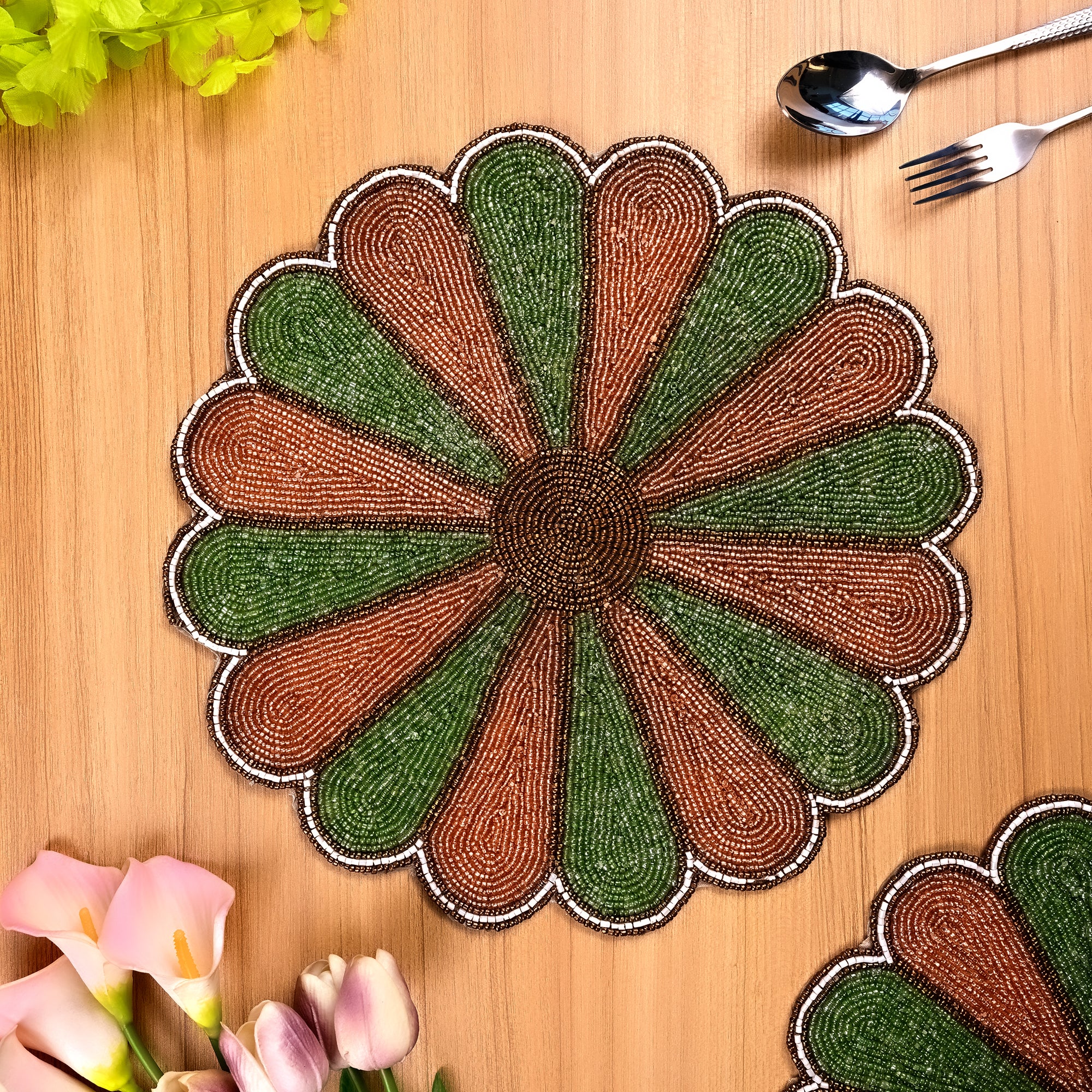 Starry green and white beaded mat for elegant dining
