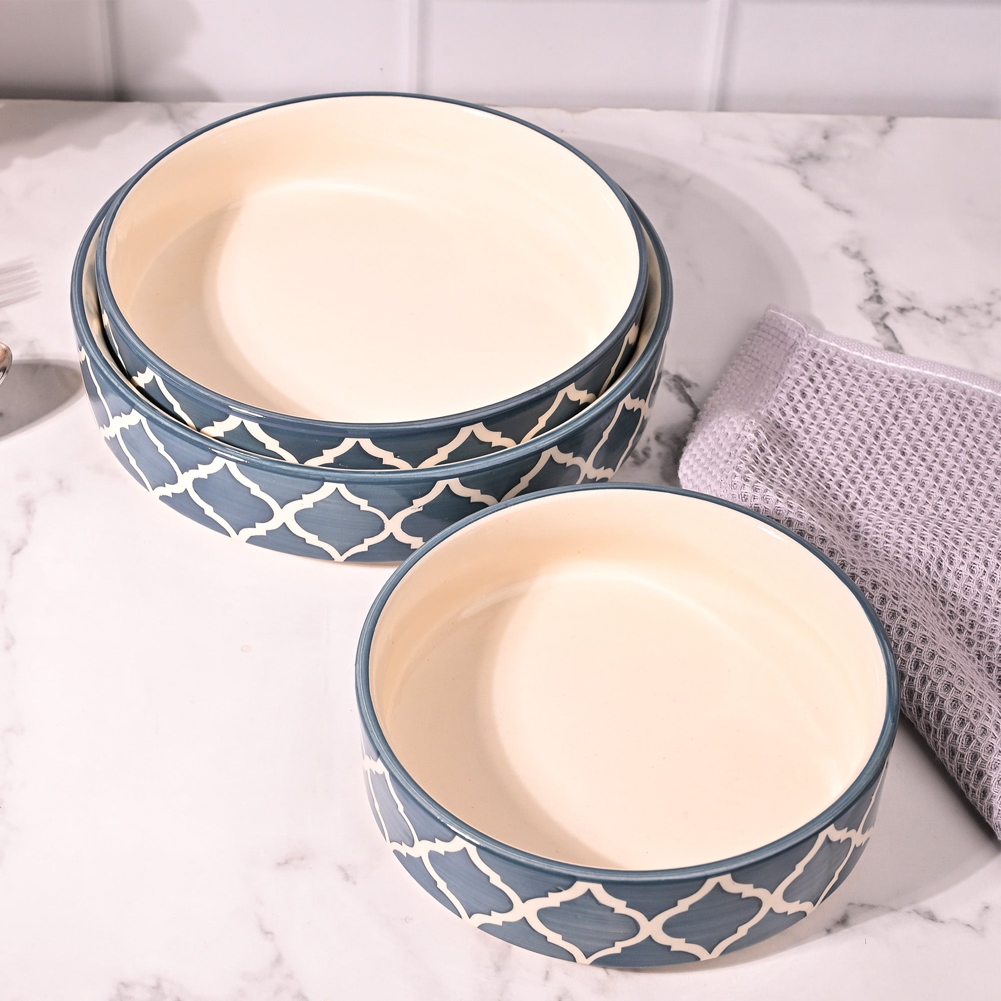 Teal patterned serving bowls set of 3

