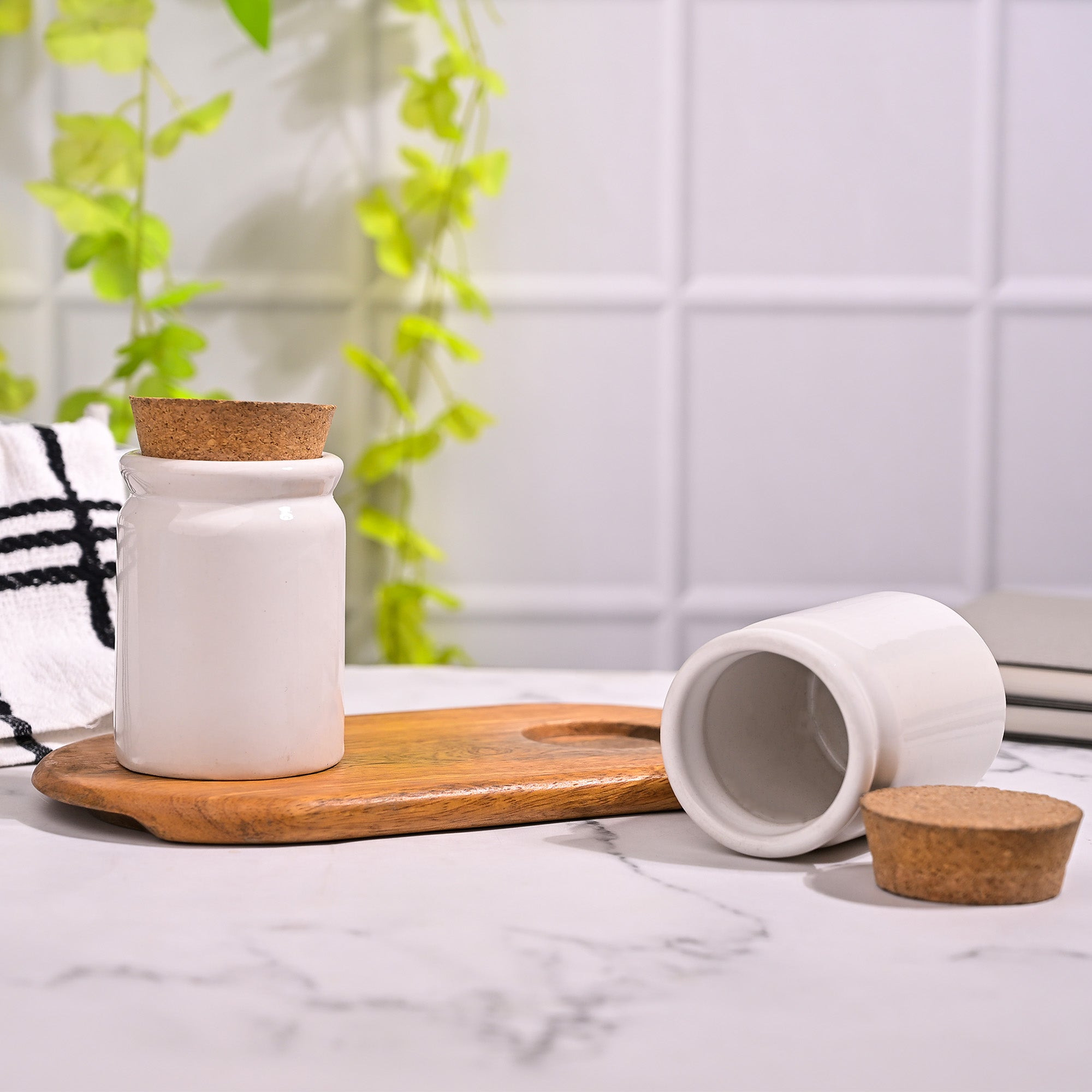 Decorative ceramic jars for sauces, spices, and seasonings
