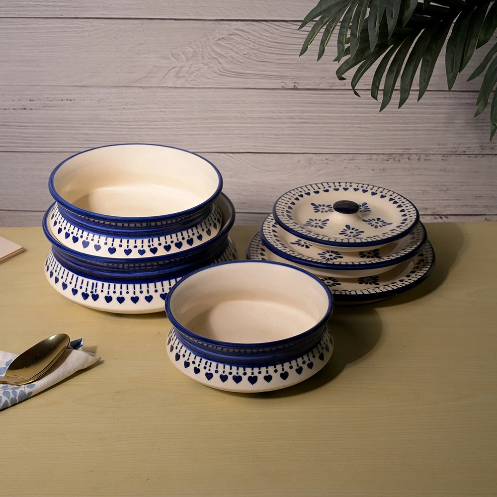 Classic serving bowls for home dining

