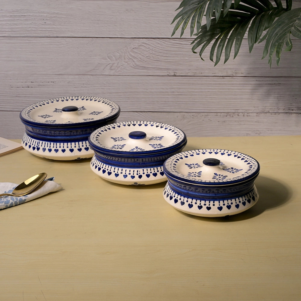 Elegant bowls for snacks and desserts

