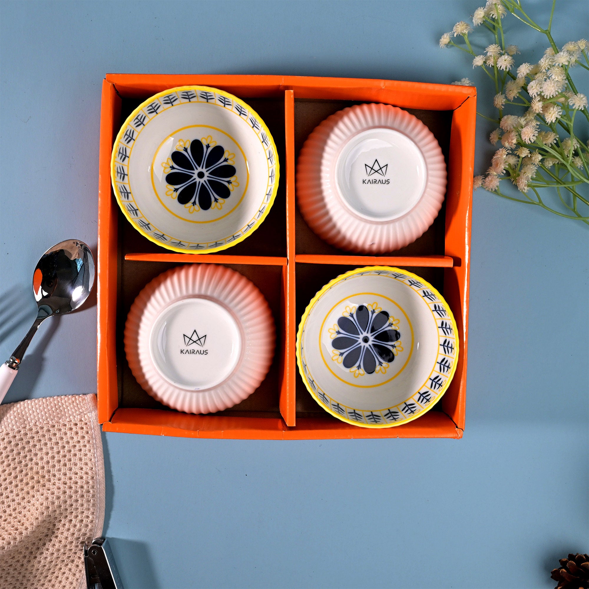 Decorative floral porcelain bowls set of four

