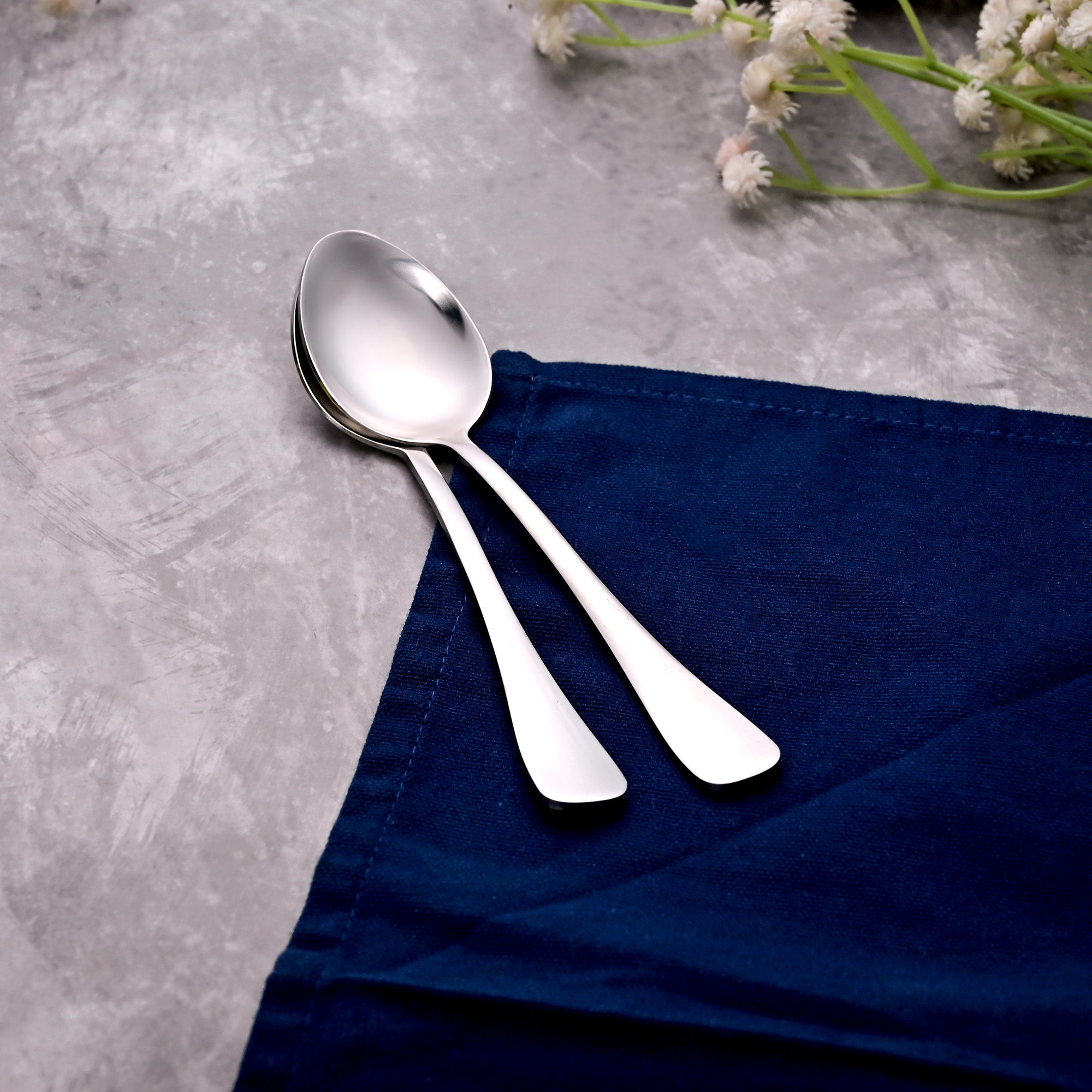 Velvet Shine Silver Tea Spoons – Stylish Cutlery for Tea and Coffee

