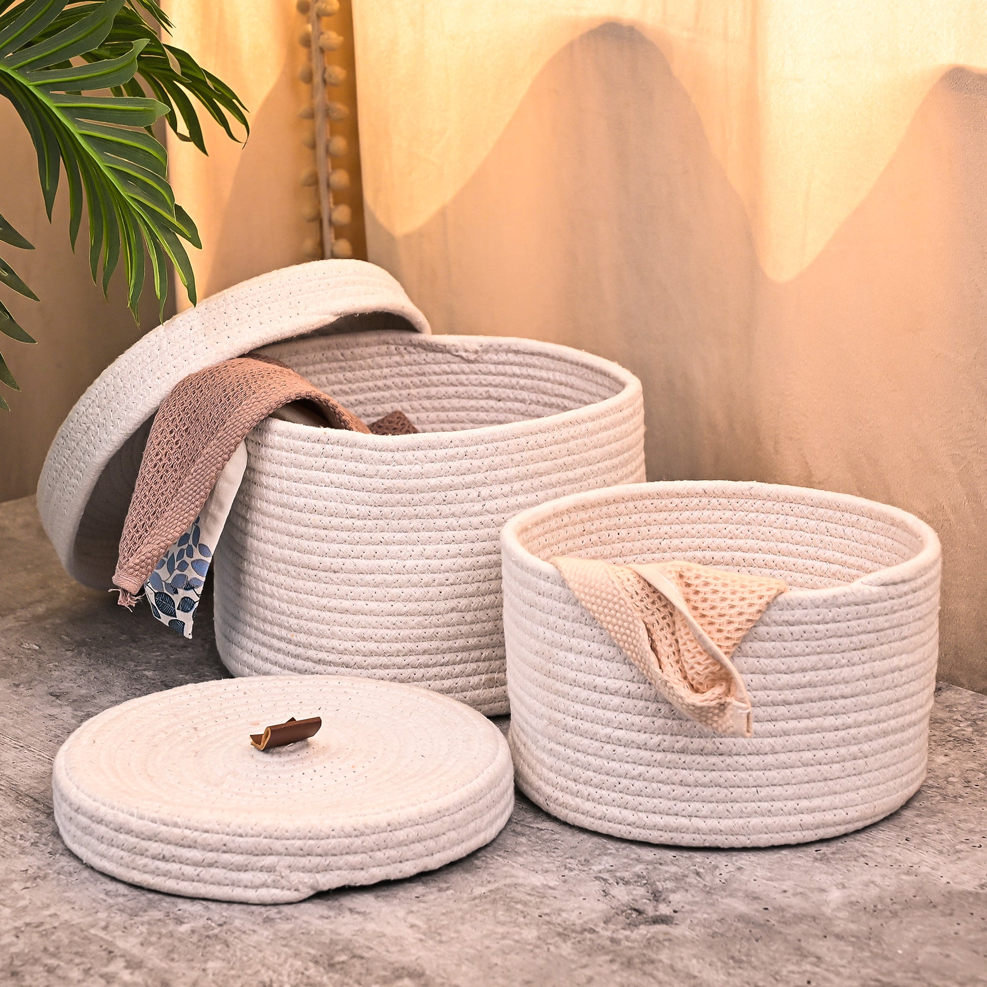 Natural jute storage basket with durable woven design

