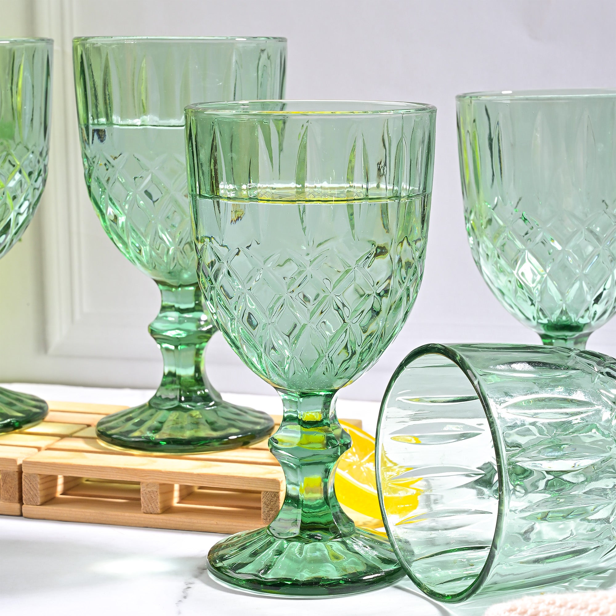 Decorative diamond textured glass with vintage design


