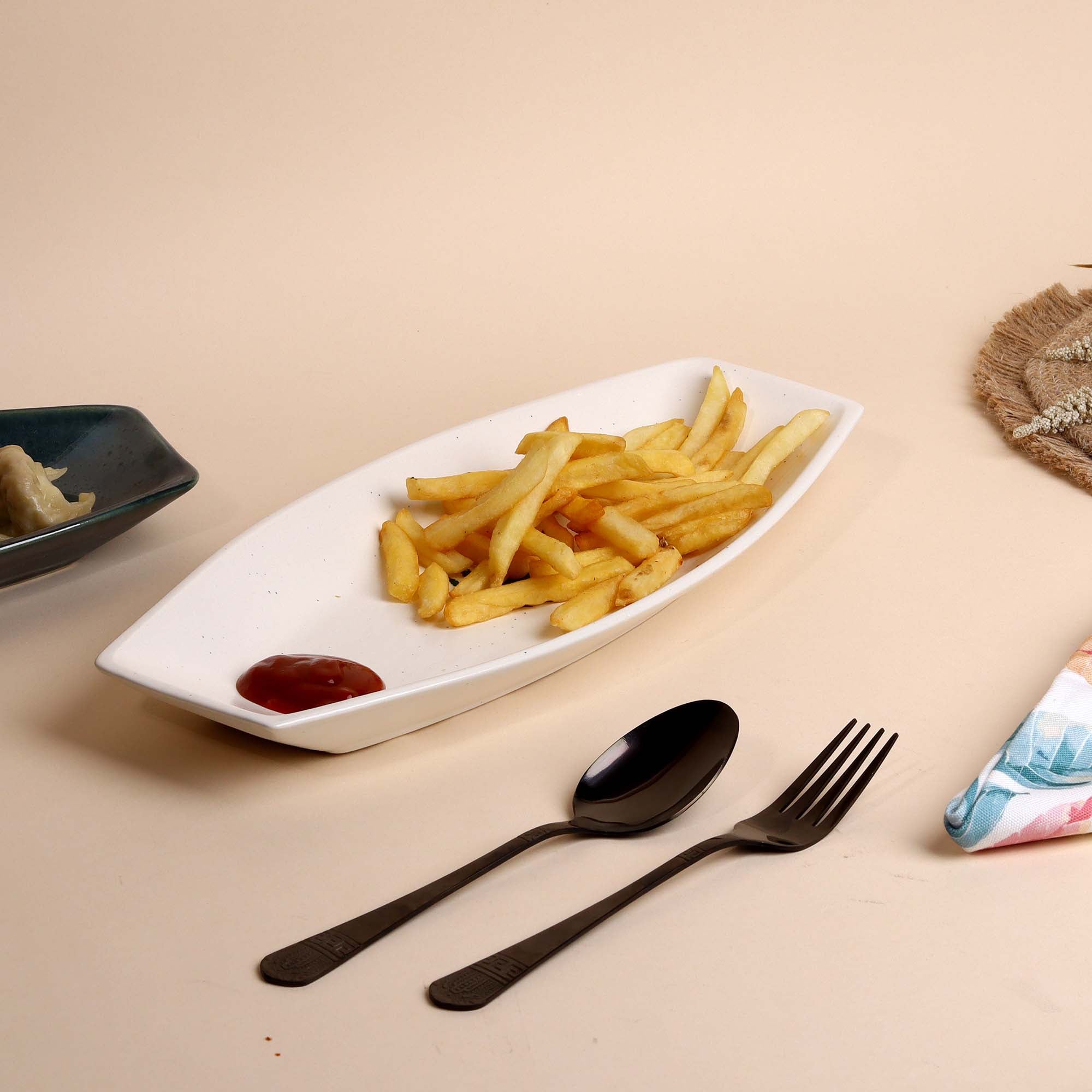 White ceramic platter for snacks and desserts

