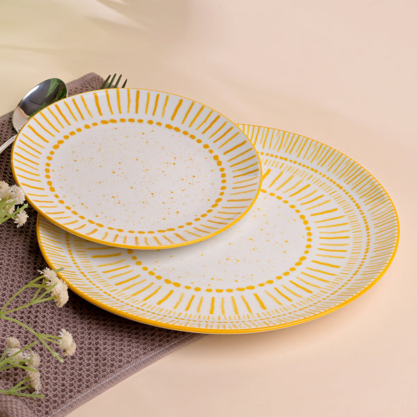 Amoret Unique Porcelain Plate Set