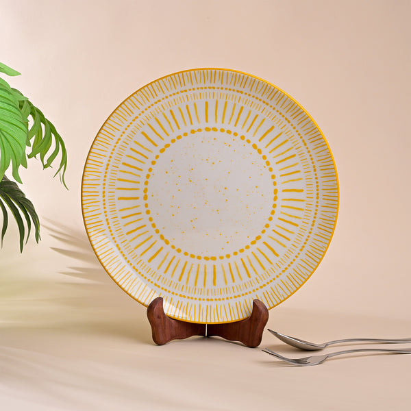 Amoret Unique Porcelain Plate Set