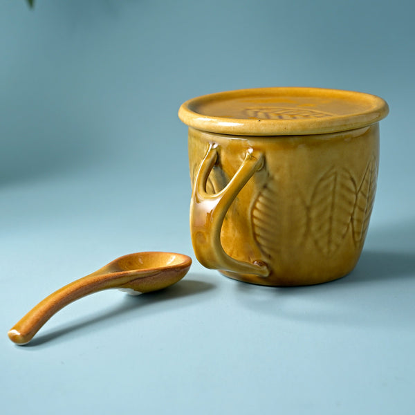 Beige Colour Ceramic Soup Mug with Lid and Spoon