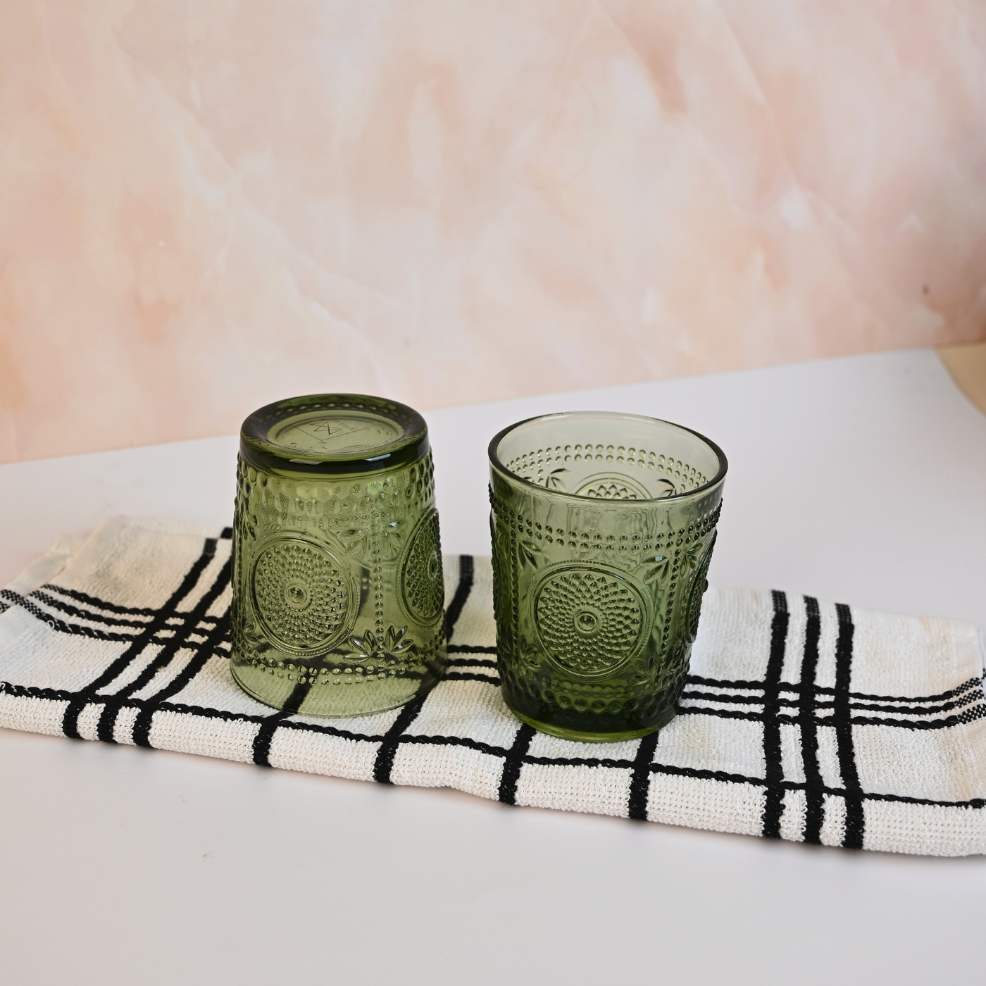 Canvas: Artistic Drinking Glass Set