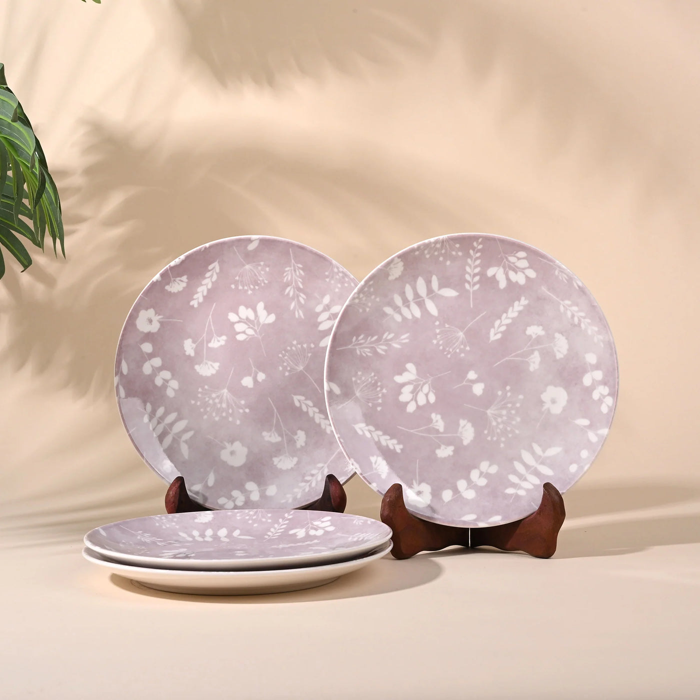 Dahlia: Porcelain Quarter Plates Set (7.8 Inches)