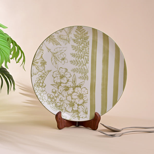 Hazel Artistic Porcelain Plate Set