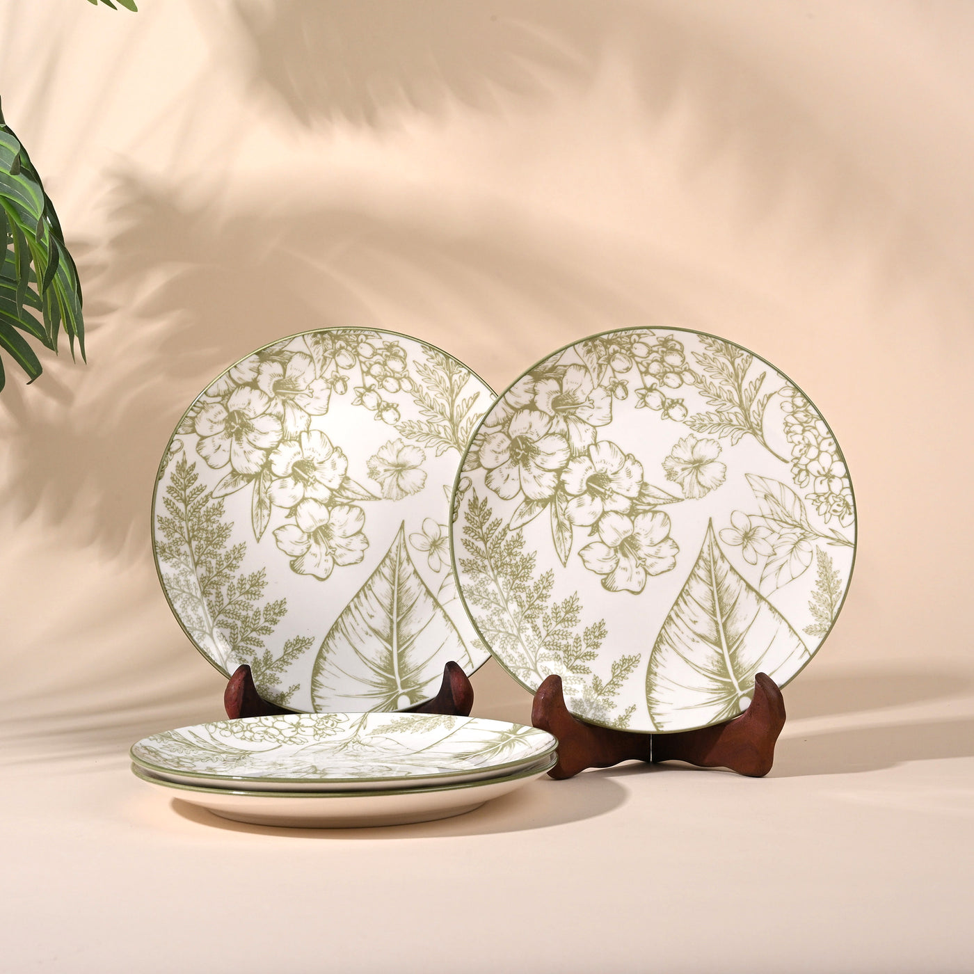Hazel: Porcelain Quarter Plates Set