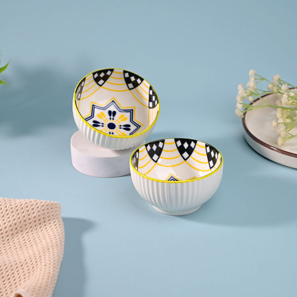 Artistic Porcelain Shiny Bowls (Set of 2)