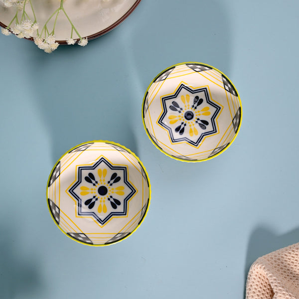 Artistic Porcelain Shiny Bowls (Set of 2)