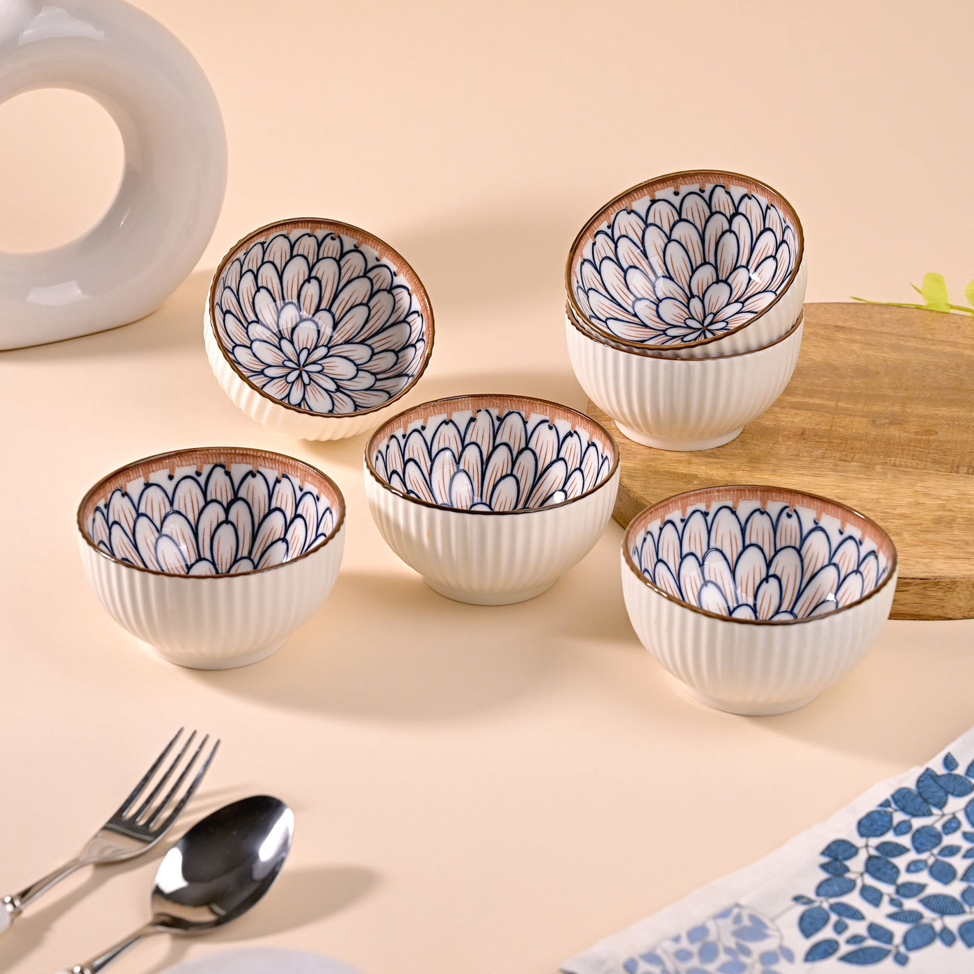 Jasmine-Inspired Porcelain Bowl Sets