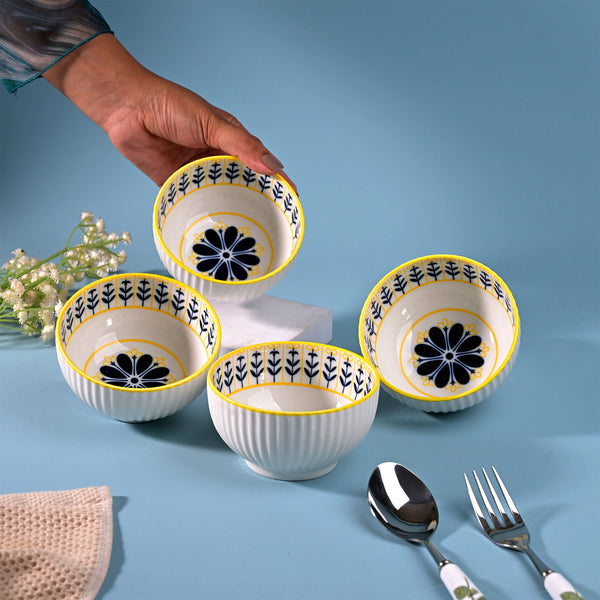Unique Floral Patterned Porcelain Bowls (Set of 4)