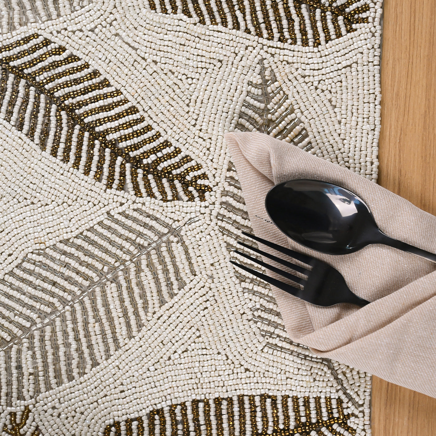 Palm Leaves Handmade Table Mat