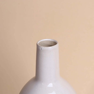 White Aura Hollow Vase