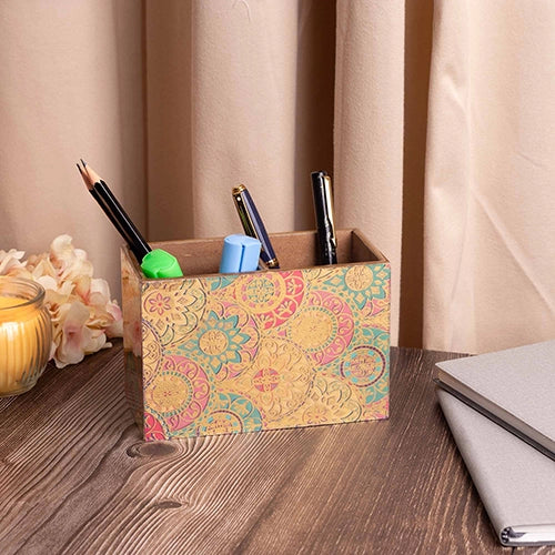 Floral Bliss Wooden Pen Stand